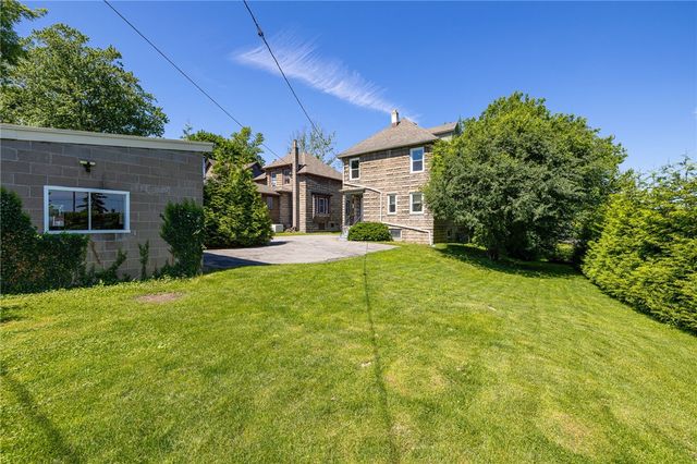 2 Nursery Street, Rochester, NY 14610