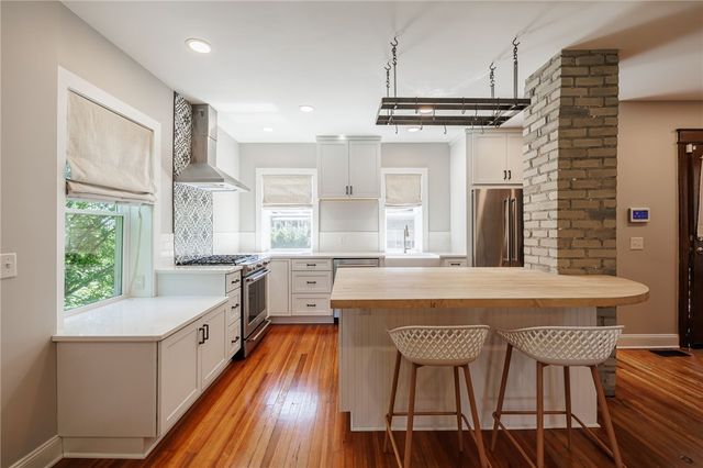 2 Nursery Street, Rochester, NY 14610