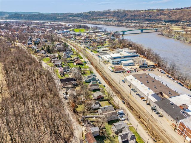 1145 5th St, Oakmont, PA 15139