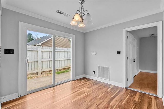 332 Brookside Court, Kernersville, NC 27284