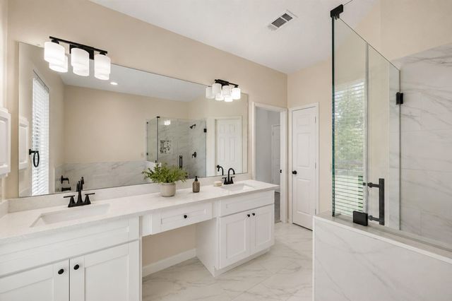 9811 Sandtown Circle, Houston, TX 77064