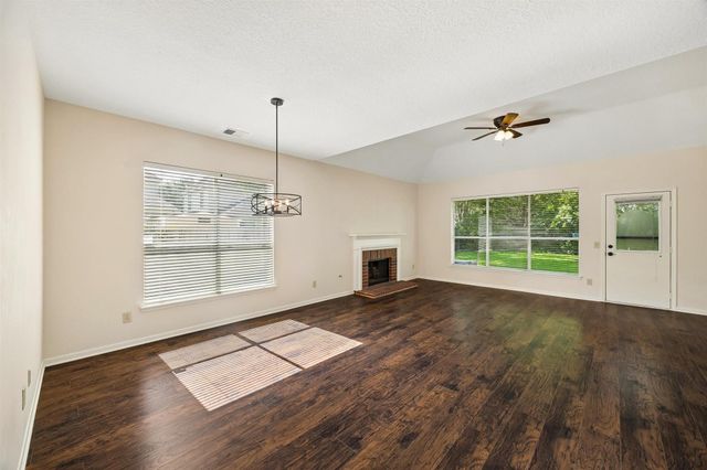 9811 Sandtown Circle, Houston, TX 77064