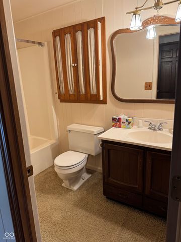 209 S Roby Drive, Anderson, IN 46012