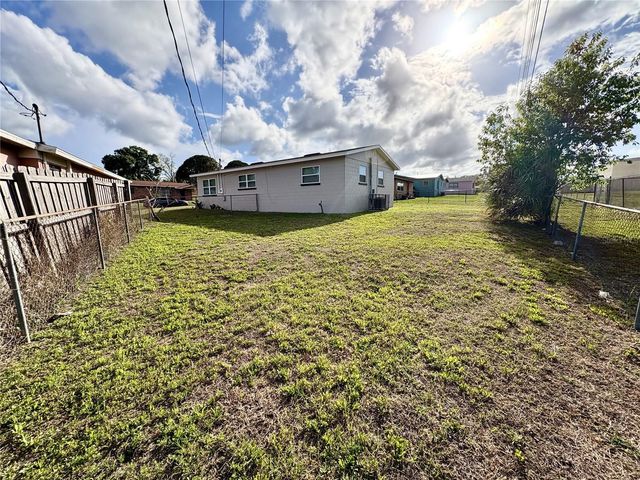 915 W 13TH STREET, Lakeland, FL 33805