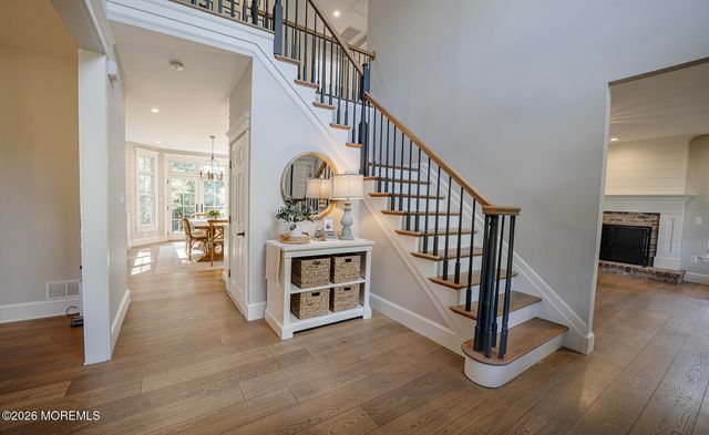 11 Topaz Drive, Jackson, NJ 08527