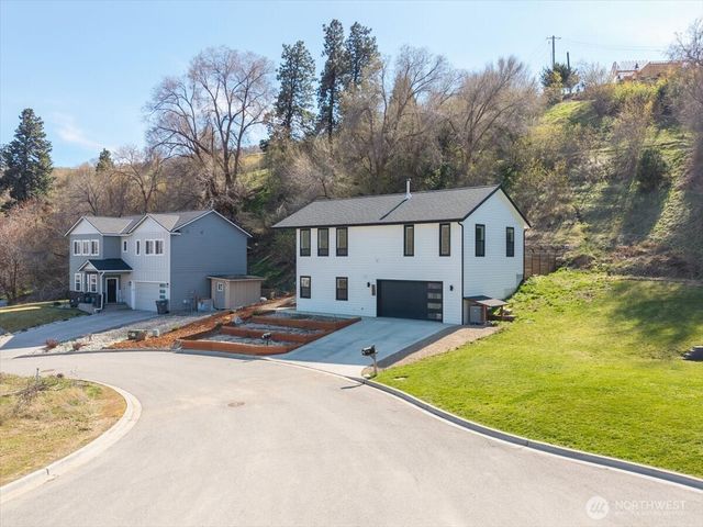 103 Hassan Street, Cashmere, WA 98815