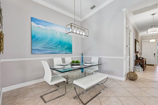 121 Bellezza Terrace, Royal Palm Beach, FL 33411