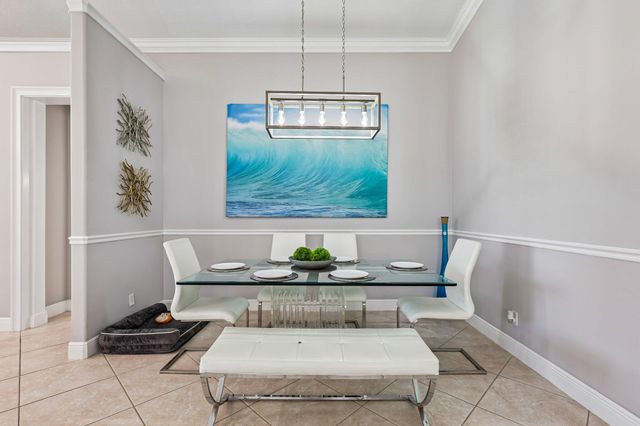 121 Bellezza Terrace, Royal Palm Beach, FL 33411