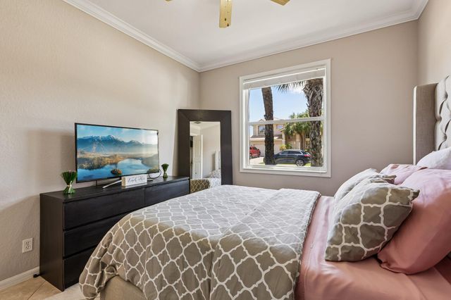 121 Bellezza Terrace, Royal Palm Beach, FL 33411