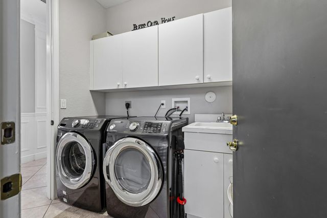 121 Bellezza Terrace, Royal Palm Beach, FL 33411