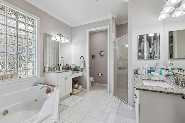 121 Bellezza Terrace, Royal Palm Beach, FL 33411