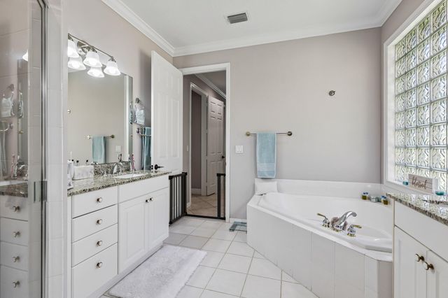 121 Bellezza Terrace, Royal Palm Beach, FL 33411