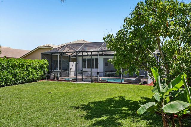 121 Bellezza Terrace, Royal Palm Beach, FL 33411