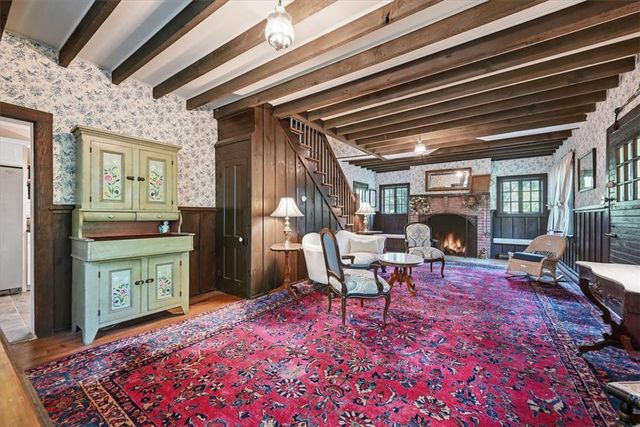 90 Oak Lane, Pocono Twp, PA 18370