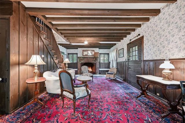90 Oak Lane, Pocono Twp, PA 18370