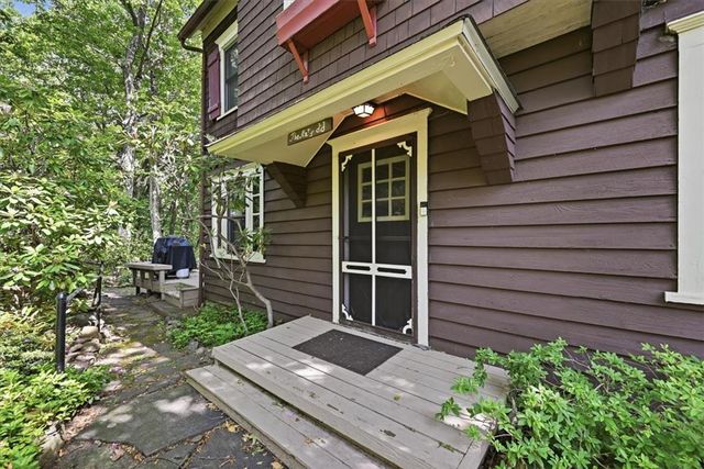 90 Oak Lane, Pocono Twp, PA 18370