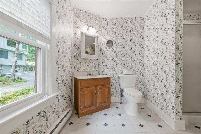 90 Oak Lane, Pocono Twp, PA 18370