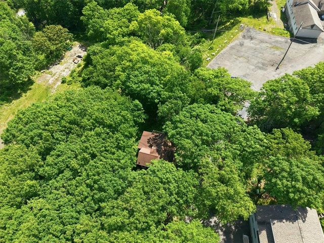 90 Oak Lane, Pocono Twp, PA 18370