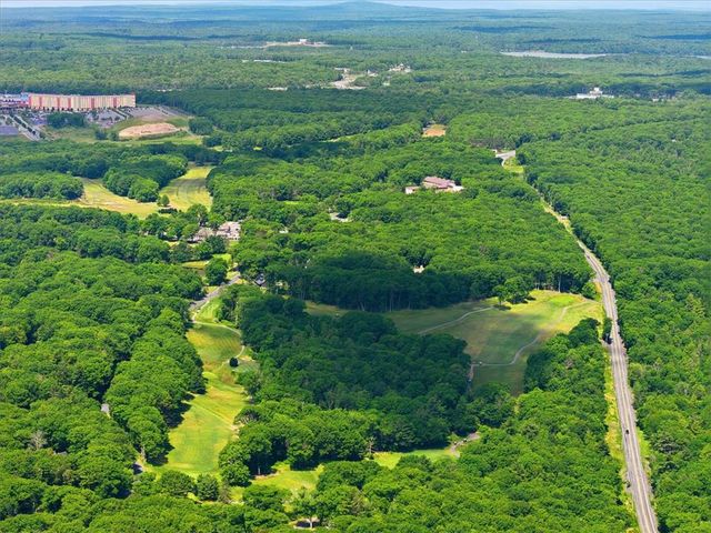 90 Oak Lane, Pocono Twp, PA 18370