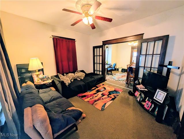 319 Crestmont Avenue NE, Canton, OH 44704