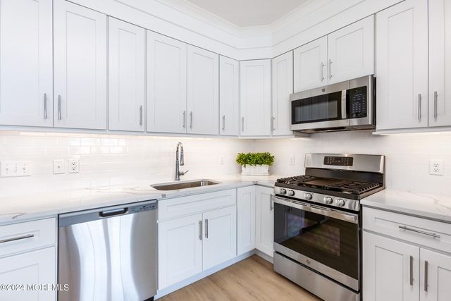 298 Westwood Avenue 411, Long Branch, NJ 07740