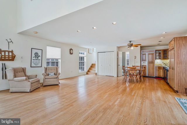 850 WALNUT AVE, North Beach, MD 20714