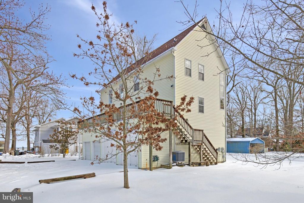 850 WALNUT AVE, North Beach, MD 20714