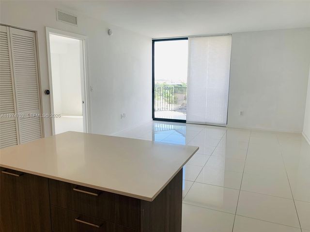 5252 NW 85Th Ave 807, Doral, FL 33166