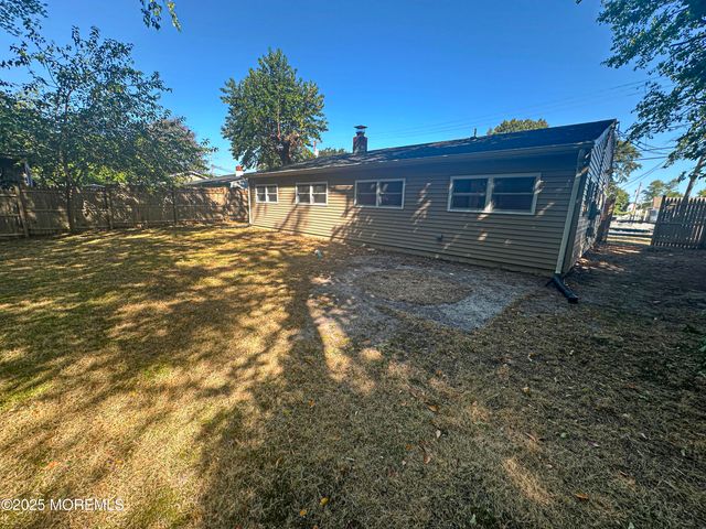107 Beach Boulevard, Forked River, NJ 08731