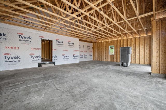 W253N5553 Crescent Hill DRIVE, Sussex, WI 53089