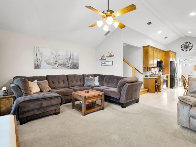 806 Red Oak Drive, Lewisville, TX 75067