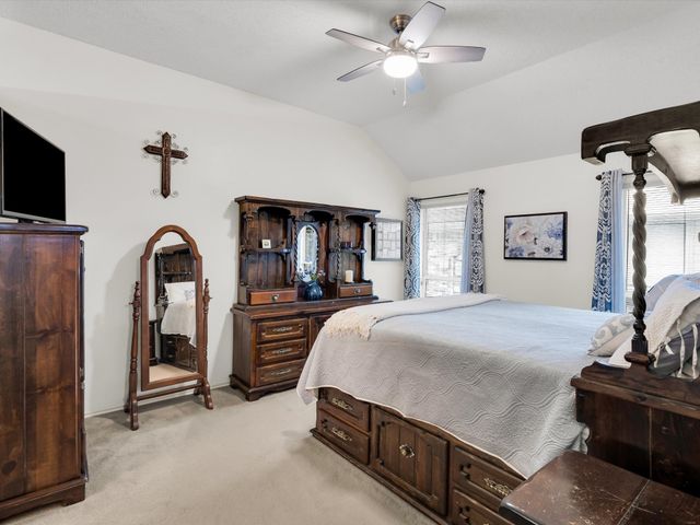 806 Red Oak Drive, Lewisville, TX 75067