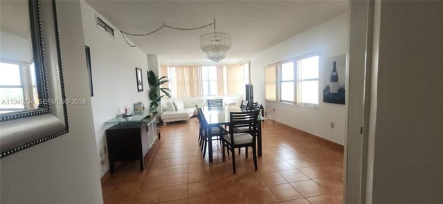 1985 S Ocean Dr 3P, Hallandale Beach, FL 33009