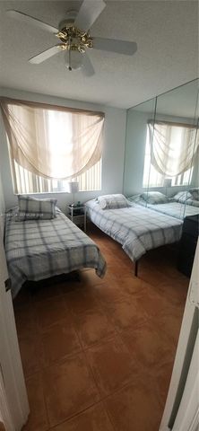 1985 S Ocean Dr 3P, Hallandale Beach, FL 33009