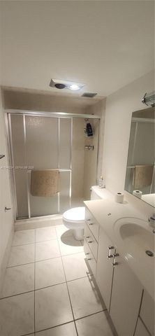 1985 S Ocean Dr 3P, Hallandale Beach, FL 33009