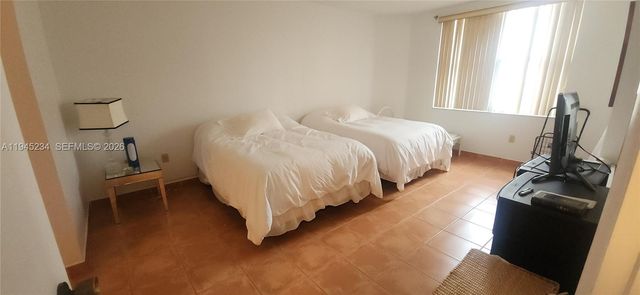 1985 S Ocean Dr 3P, Hallandale Beach, FL 33009