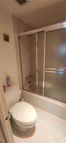 1985 S Ocean Dr 3P, Hallandale Beach, FL 33009