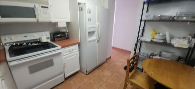 1985 S Ocean Dr 3P, Hallandale Beach, FL 33009