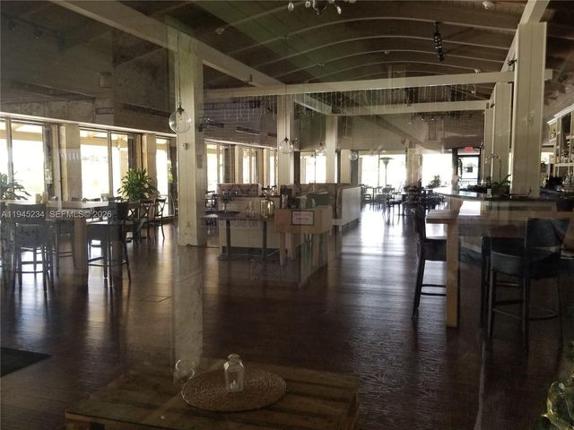 1985 S Ocean Dr 3P, Hallandale Beach, FL 33009