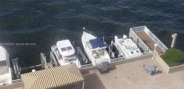 1985 S Ocean Dr 3P, Hallandale Beach, FL 33009