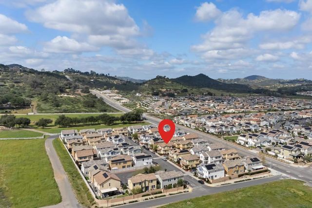 13650 Gray Hawk Way, Valley Center, CA 92082
