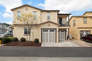 13650 Gray Hawk Way, Valley Center, CA 92082