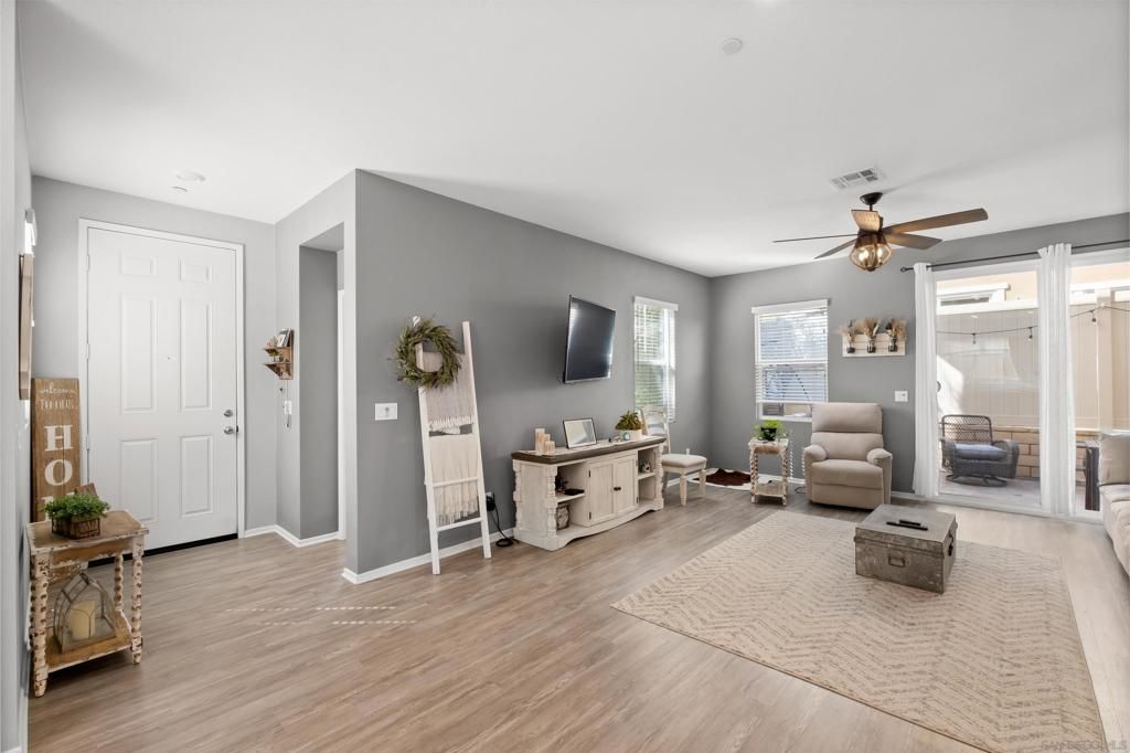 Image 12 of property listing at 13650 Gray Hawk Way, Valley Center, CA 92082