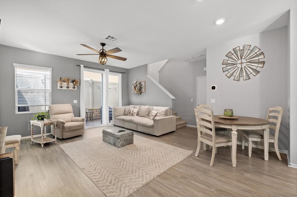 Image 3 of property listing at 13650 Gray Hawk Way, Valley Center, CA 92082