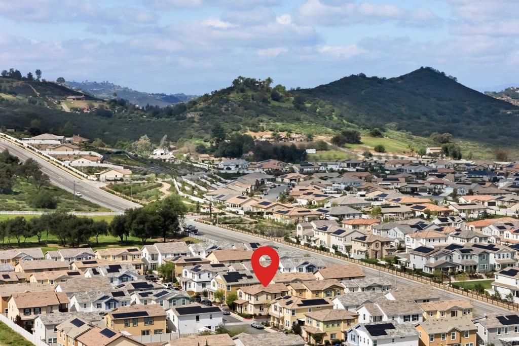 Image 36 of property listing at 13650 Gray Hawk Way, Valley Center, CA 92082