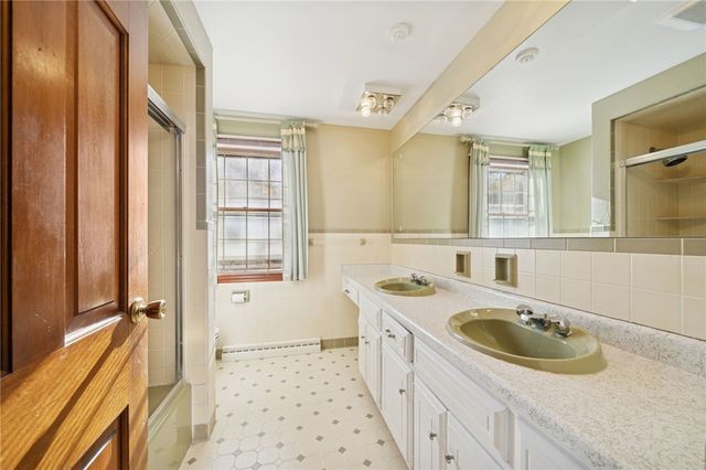 710 Florida Avenue, Jeannette, PA 15644