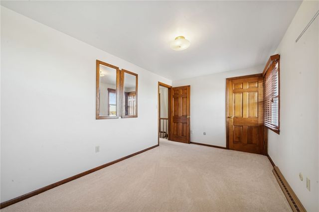 710 Florida Avenue, Jeannette, PA 15644