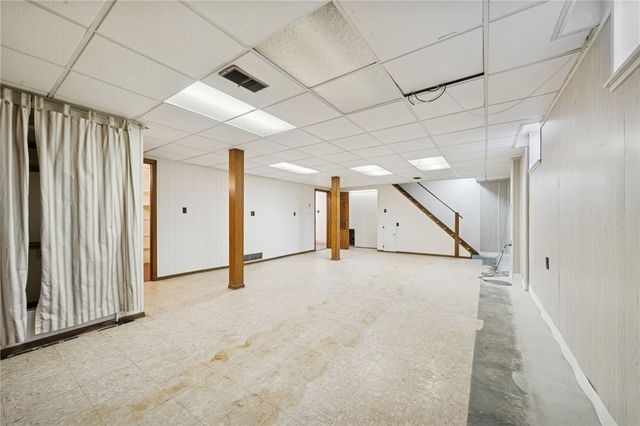 710 Florida Avenue, Jeannette, PA 15644