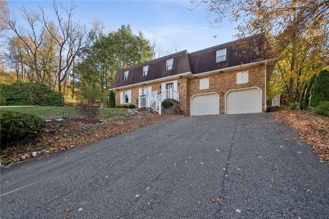 710 Florida Avenue, Jeannette, PA 15644