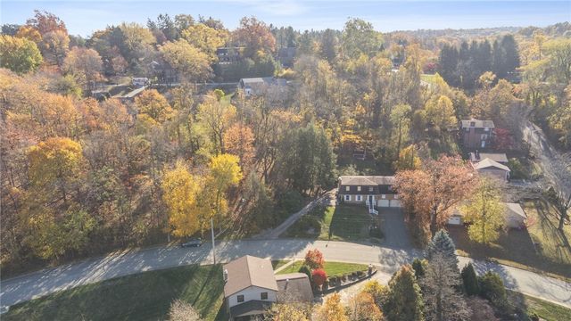 710 Florida Avenue, Jeannette, PA 15644